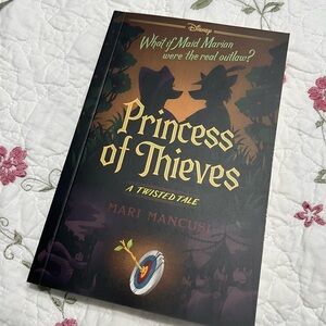 Disney Princess of Thieves Book - Disney Twisted Tales Series